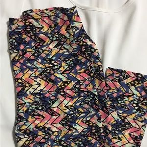 Lularoe OS Leggings Never been worn!